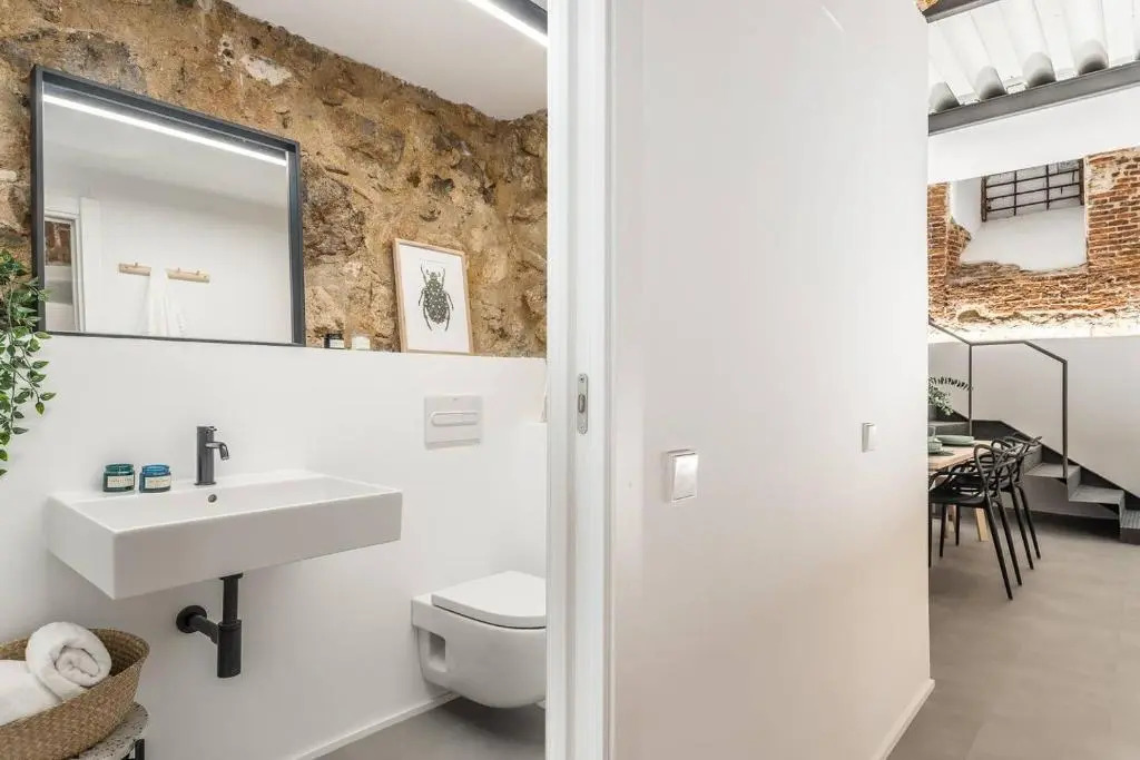BNBHolder The Design Loft CHUECA