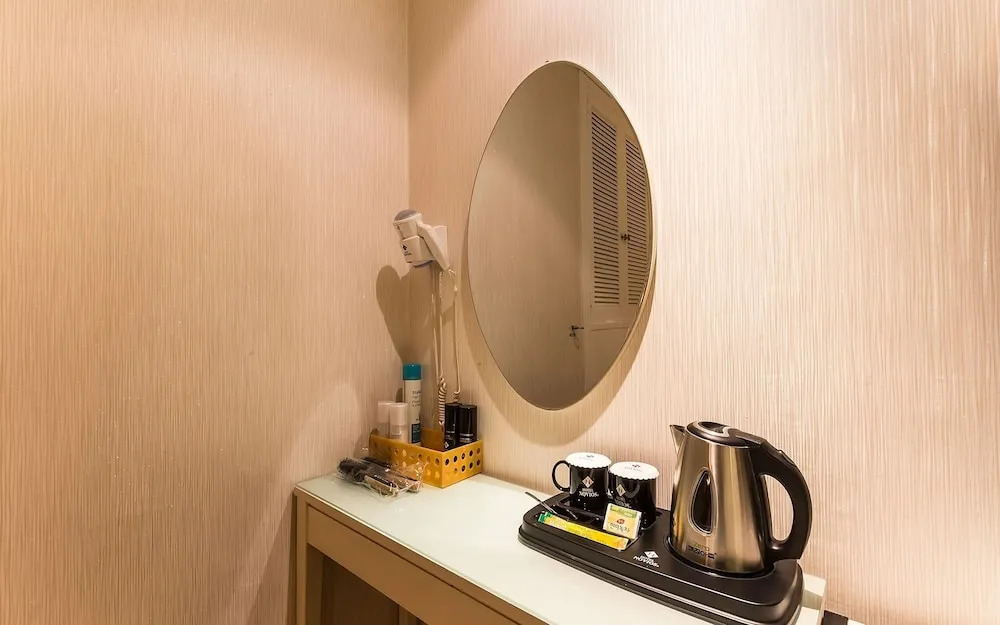 Hotel Bliss