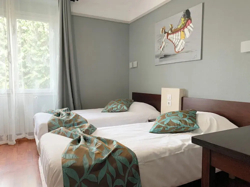 LEMBLEME - BOUTIQUE HOTEL