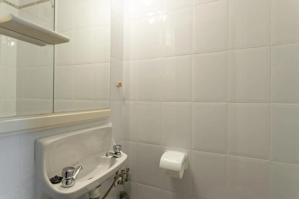 Bright and Spacious 2 Bed Apt
