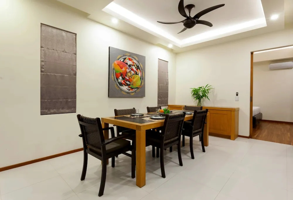 New Boutique Pool Villa Sequoia Close to Rawai and Naiharn Beach