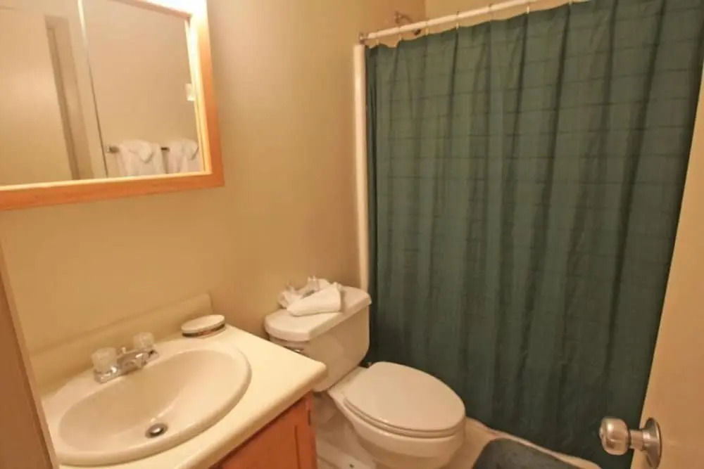 Whiffletree Condo A8