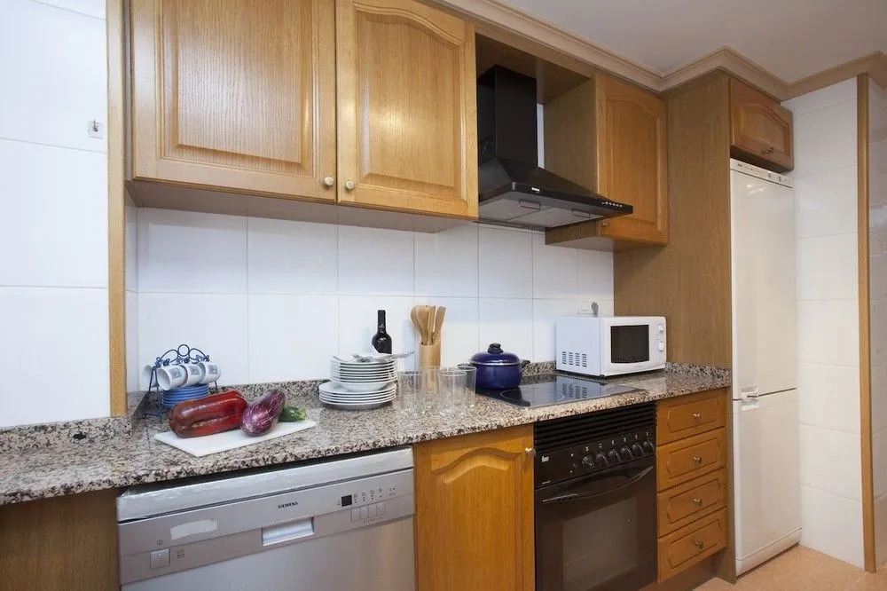 SingularStays Candela III
