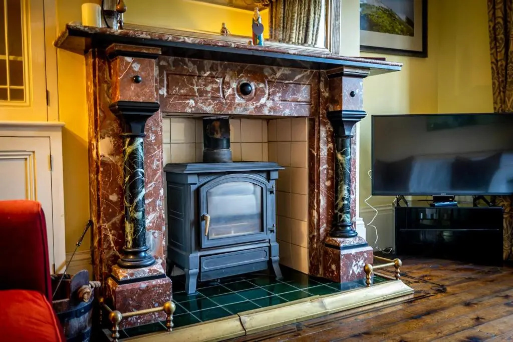 7 St Johns Crescent