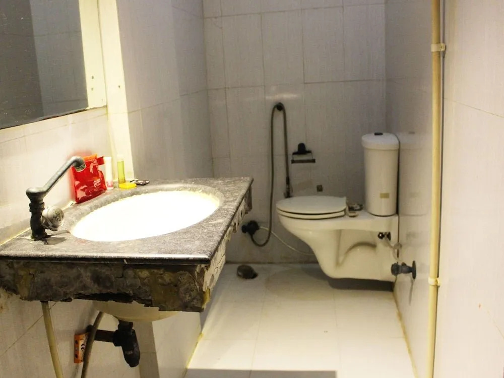 OYO Rooms Junction Road Mathura