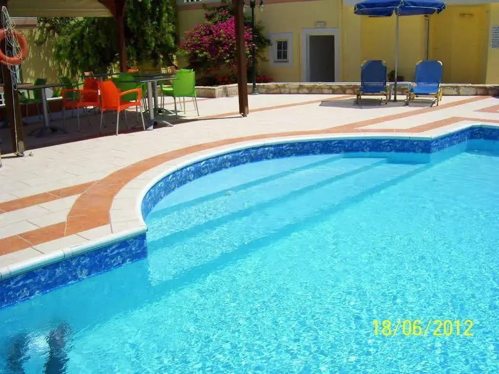 Apelia Hotel