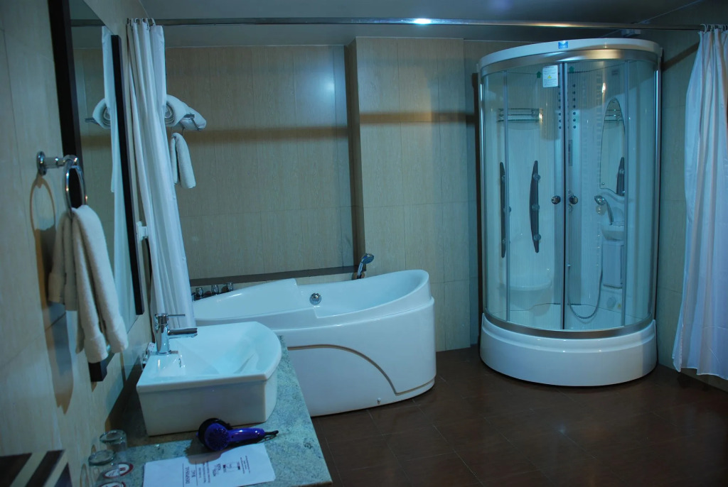 Hotel Softel Plaza