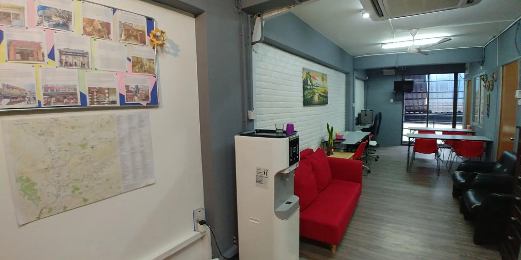 DENAI The Backpackers Residence