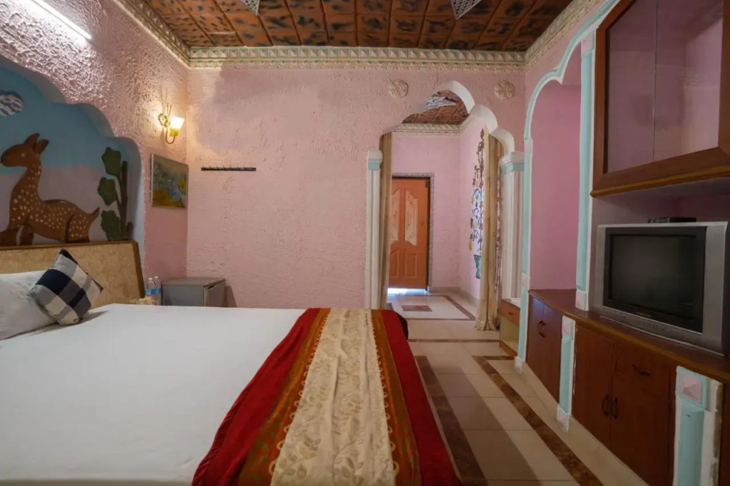 Dhola Ri Dhani Resort