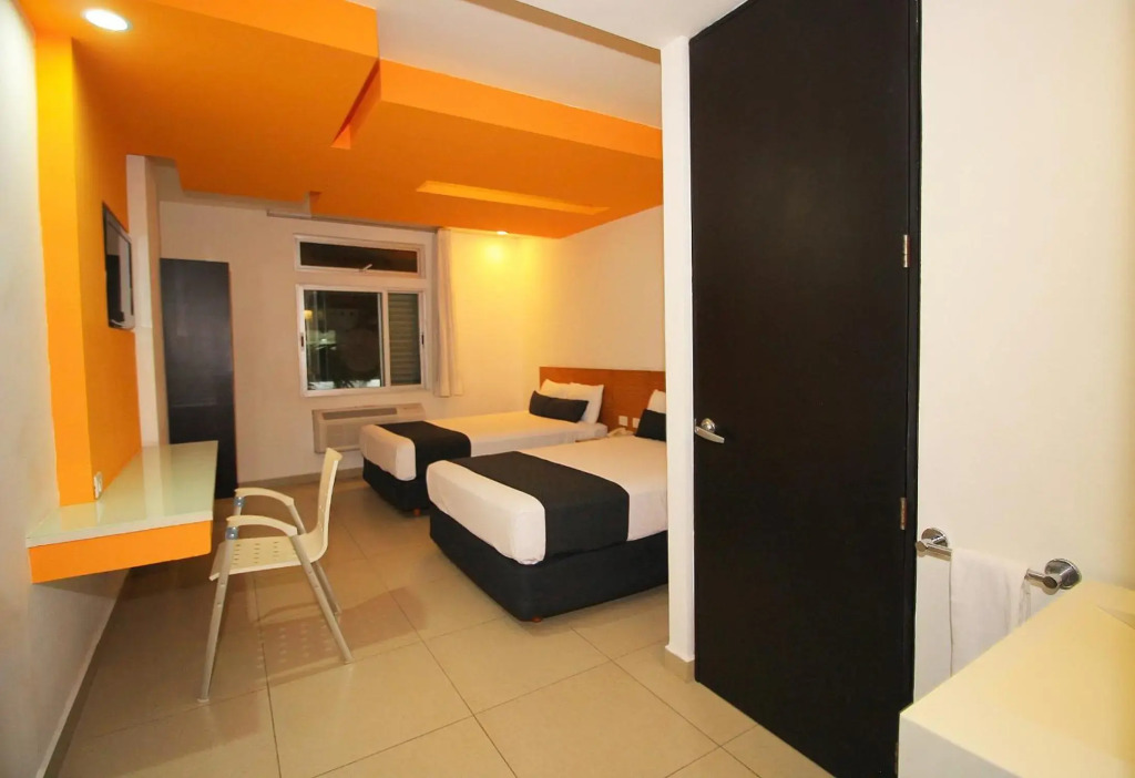Nu Hotel