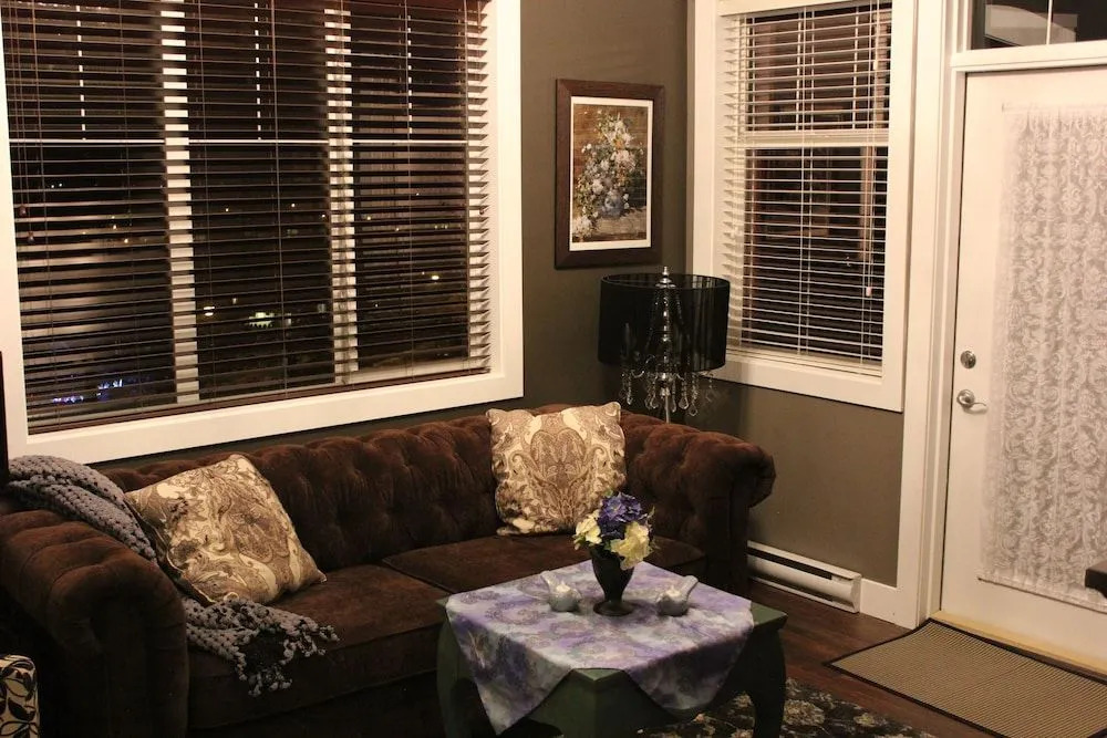 Brookside Inn Boutique Hotel