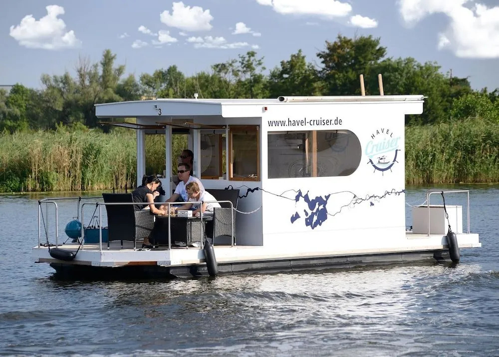 HAVEL-Cruiser Hausboot-Flöße mit Stil