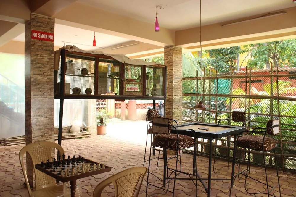 OYO 2764 Hotel manvins inn