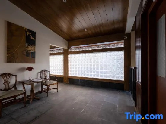 ShanyuNian · ZhenyueQingchengAncientLuxuryCollectionVilla (LijiangAncientTownDashuicheBranch)