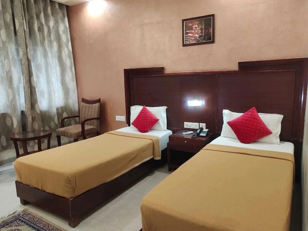 Hotel RKV Residency