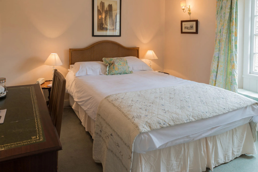 Guyers House Hotel and Restaurant
