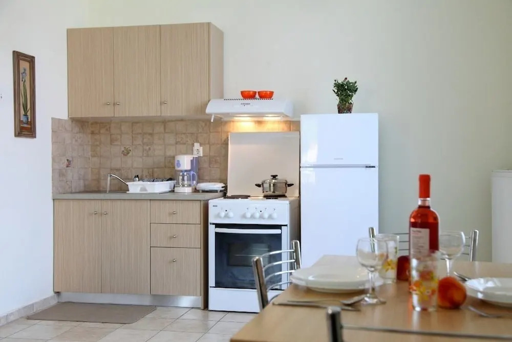 Avra apartments