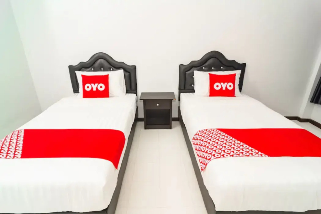 OYO 533 Runya Poolvilla