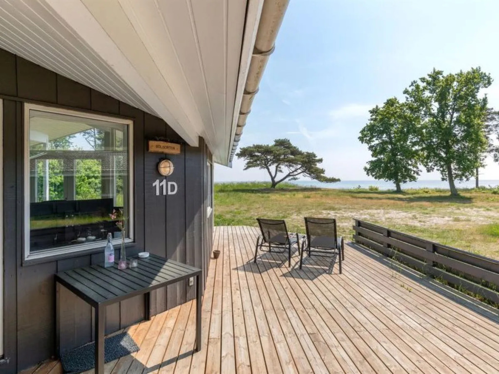 Holiday Home Botolphus - 20m from the sea by Interhome
