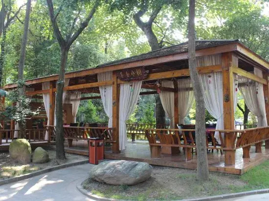 Huifeng Hotel