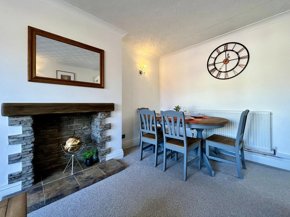 Curzon House Two - Great for Contractors or Family Holidays