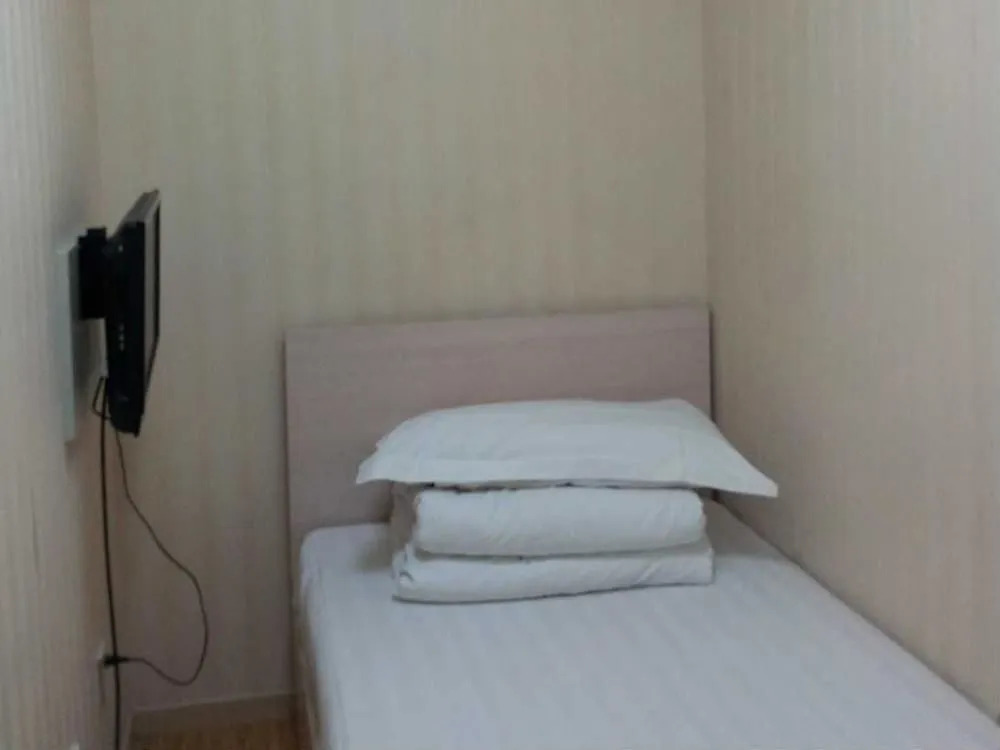 Guorui Baijie Hotel