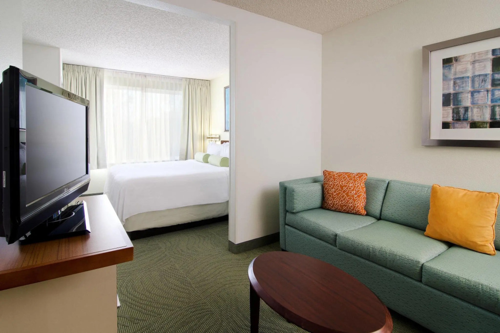 Sonesta Select Seattle Renton Suites