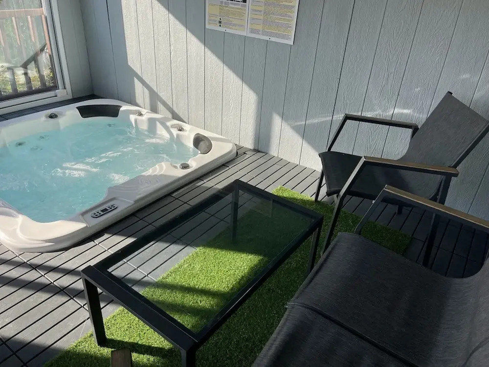 1 and Only Riverside Accommodations