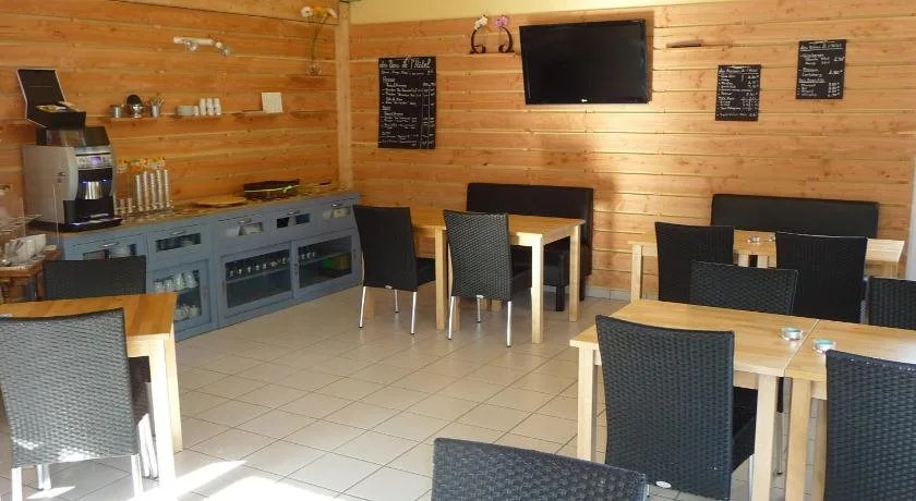 Hotel de lIle dAmour