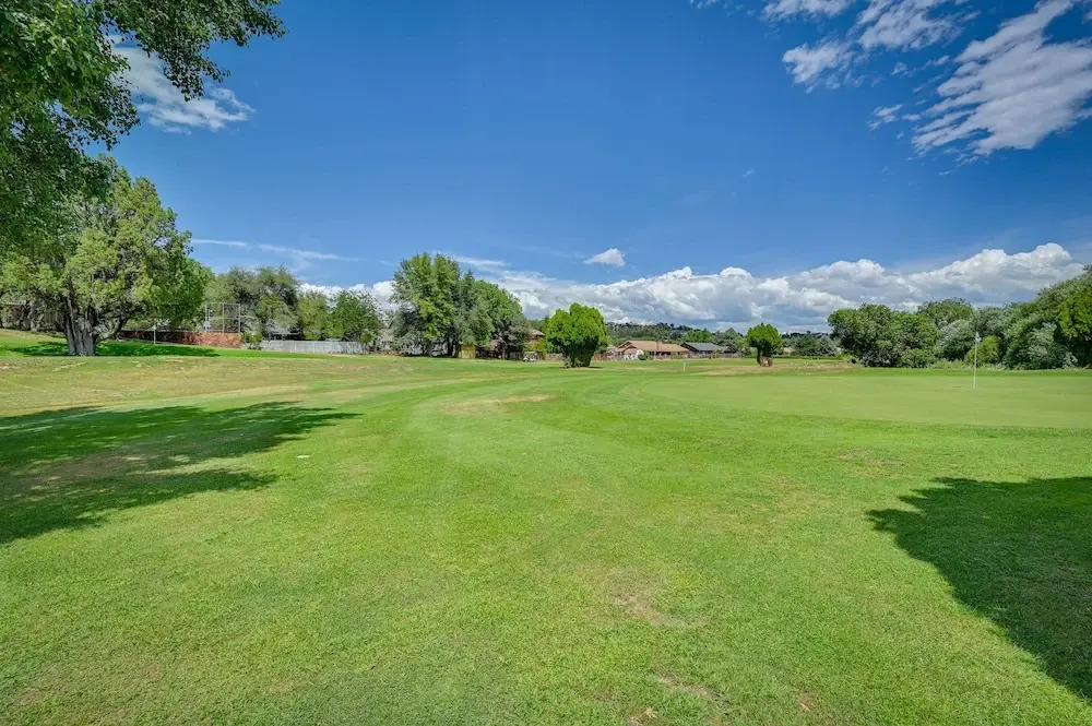 Hot Tub + Games: Spacious Golf Retreat in Payson