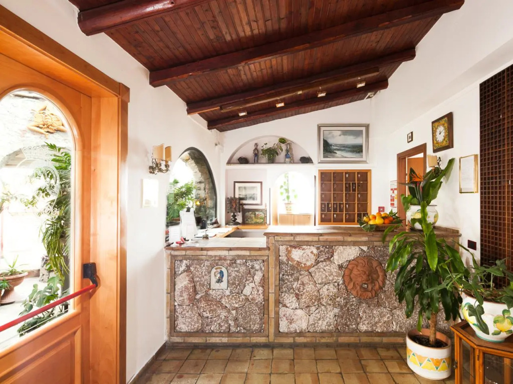 Andromaco Palace Hotel