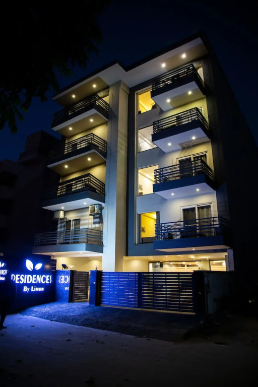 Residences By Limon
