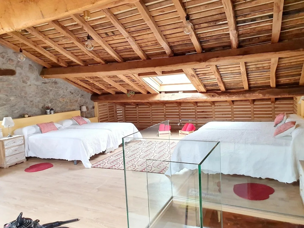 House With 4 Bedrooms in Cudillero, With Wifi Near the Beach