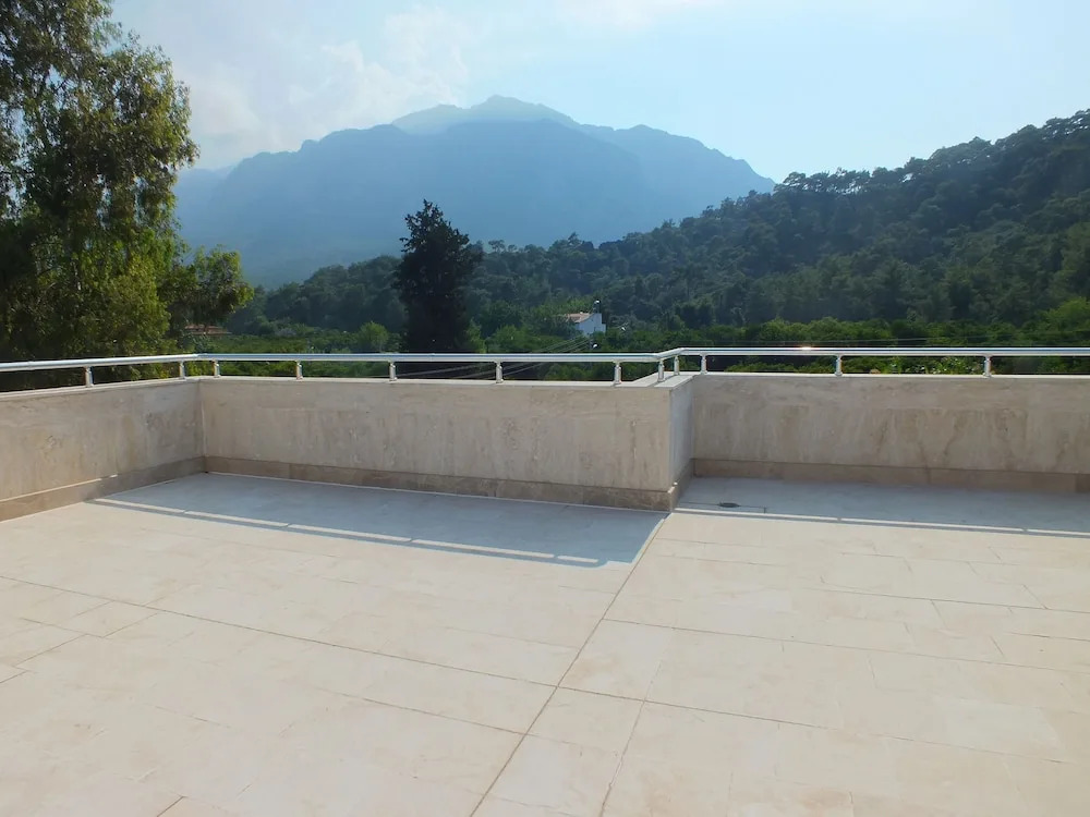 Aqualin Villas