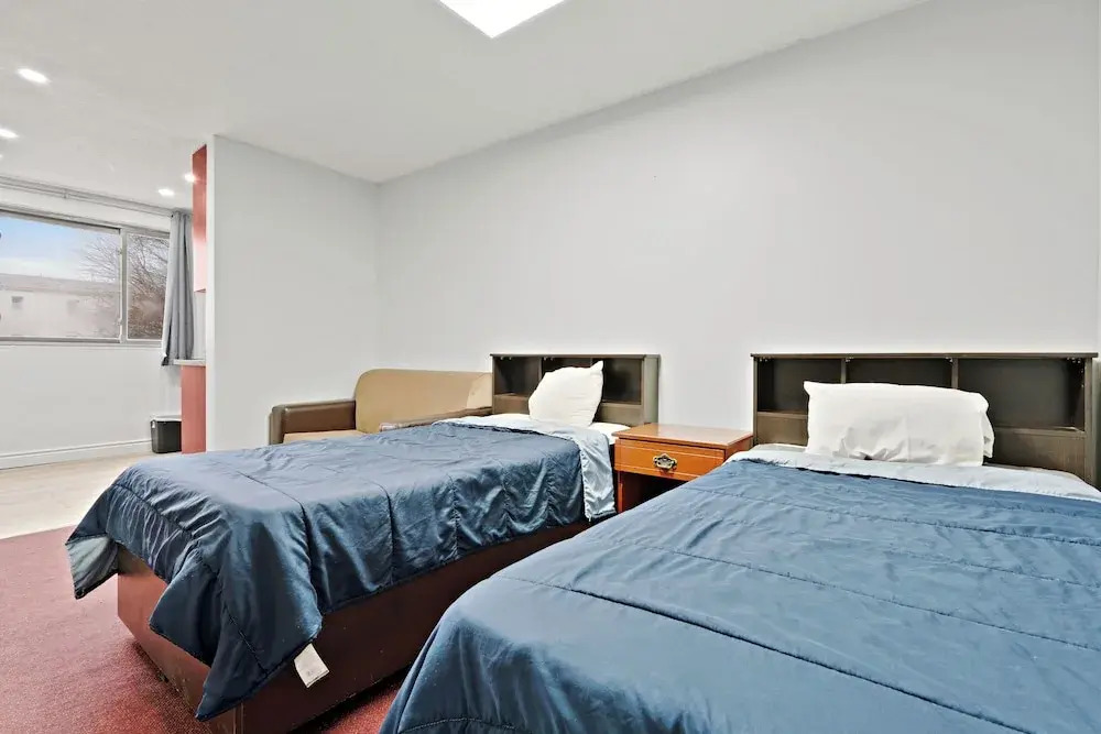 Hotel Rodeway Inn And Suites