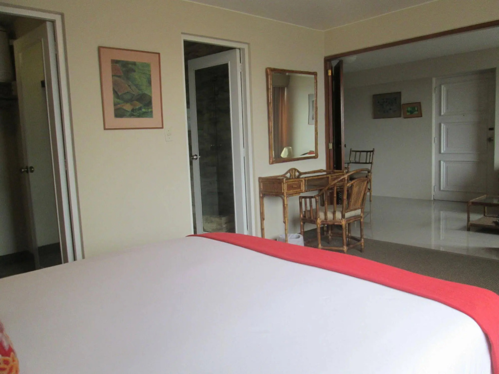 Suites Real Hotel