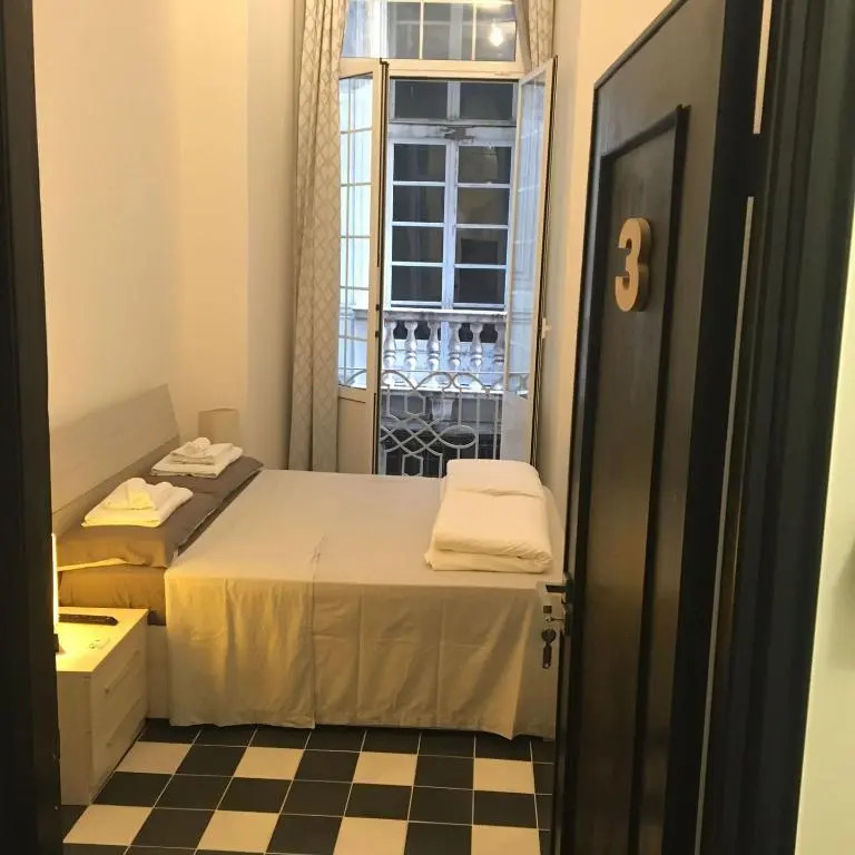 Nik rooms