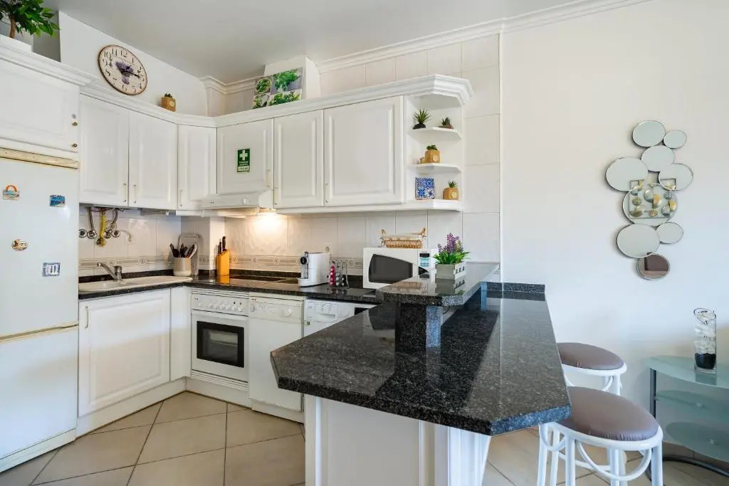 Pedra dos Bicos - Apartamento para 4 com acesso privilegiado à praia