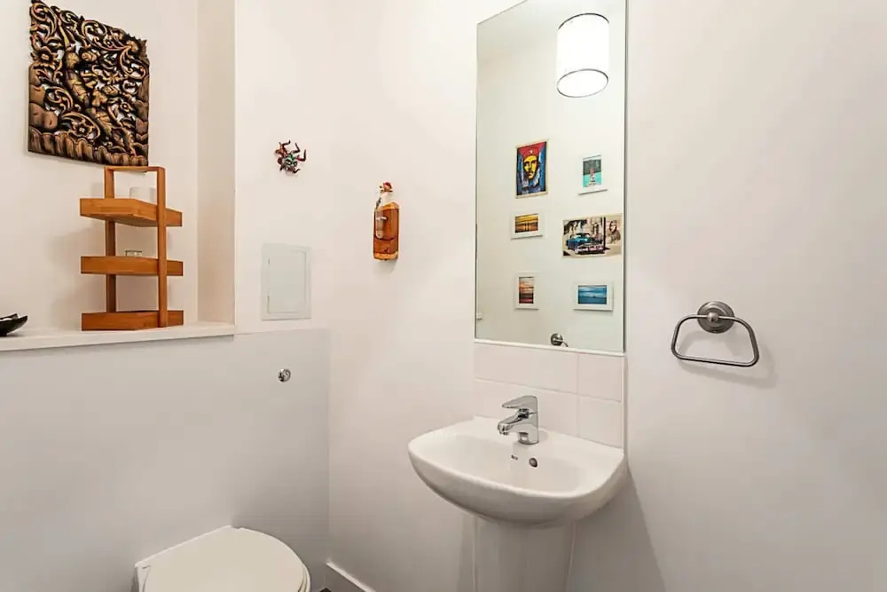 Modern, Cosy Apartment On Vibrant Deptford High Street