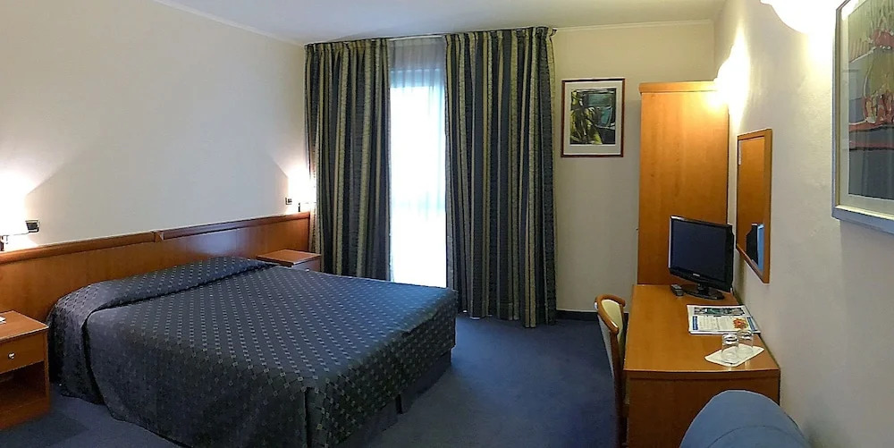 Valdenza Hotel