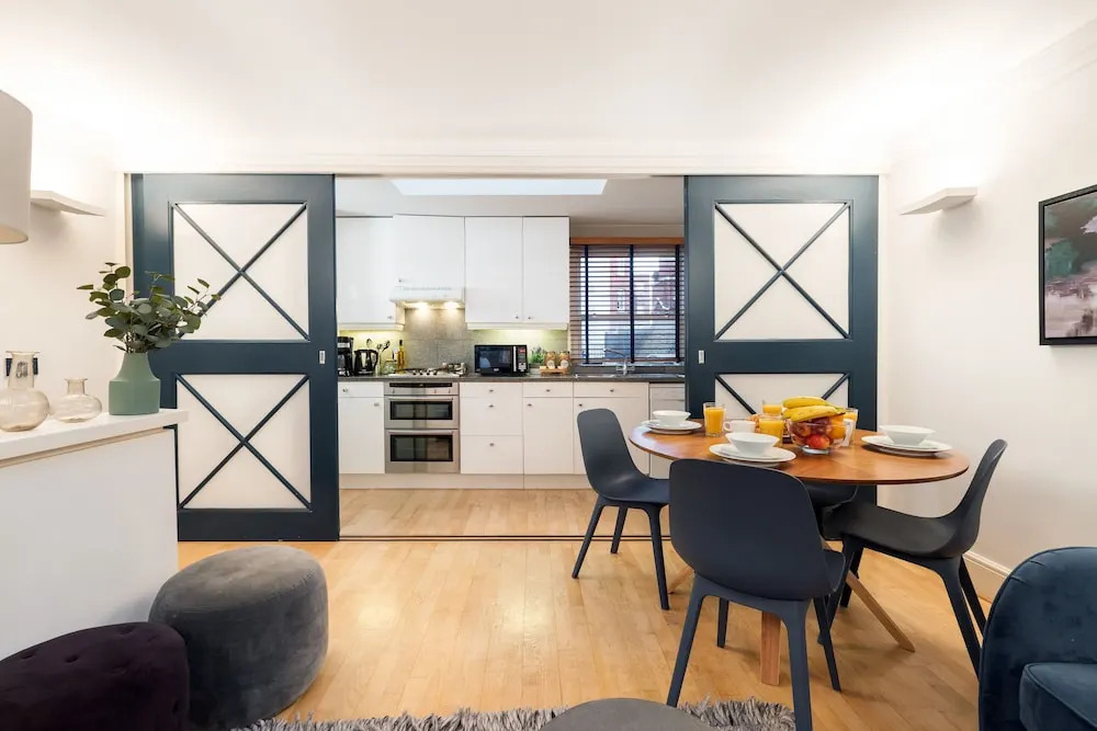 Knightsbridge - Hyde Park Apartment