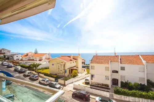 LovelyStay - Ericeira Beach Apartment with Sea View