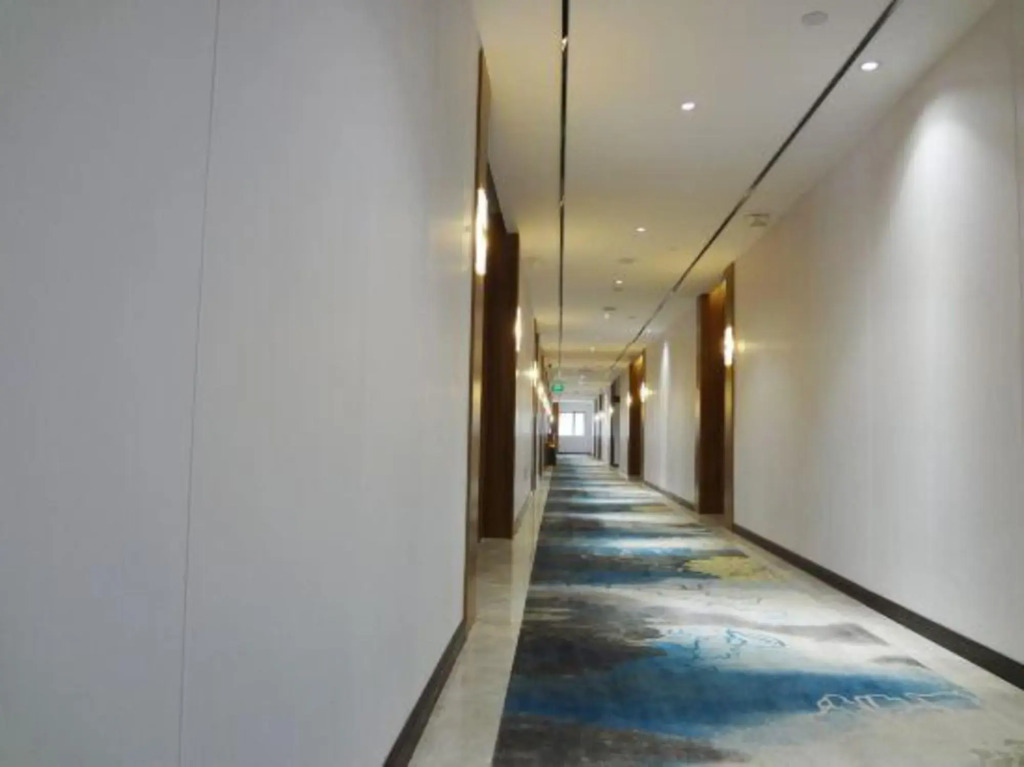 Wanting Hotel (Guangzhou Baiyun Railway Station Xinshi Baixin Plaza)