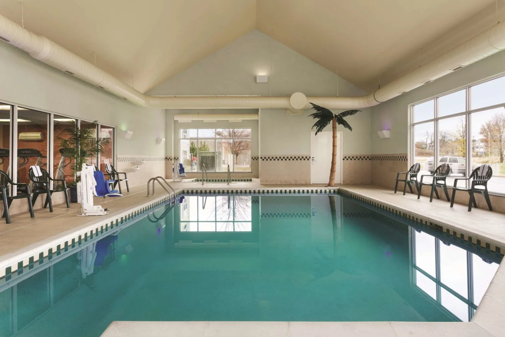 Country Inn & Suites by Radisson, Bentonville South - Rogers, AR