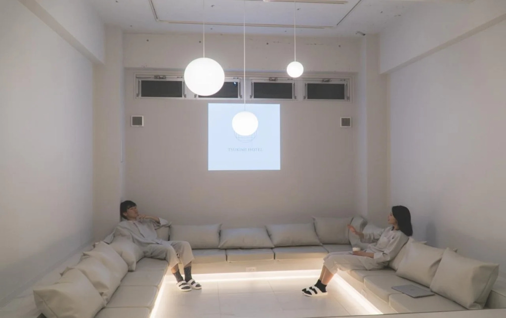TSUKIMI HOTEL