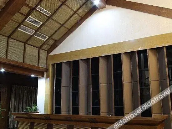 Shanjingcheng Holiday Hotel