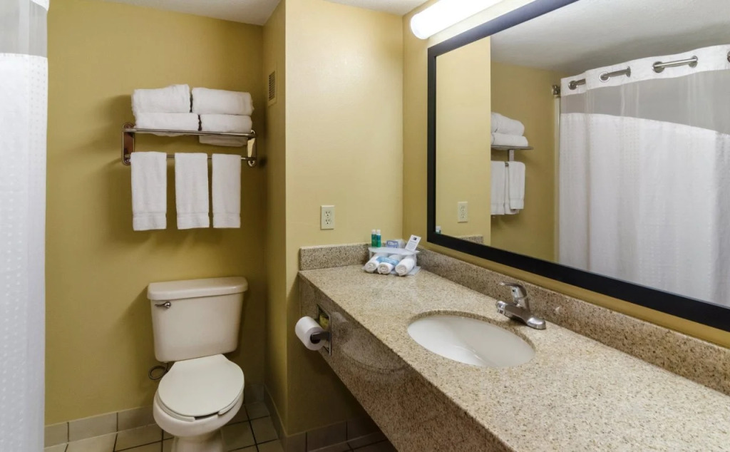 Holiday Inn Express Hotel & Suites Vinita by IHG