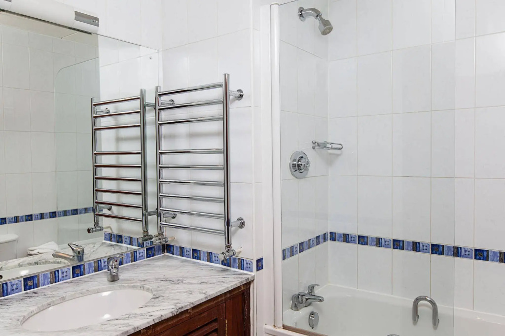 Cosy Paddington Apartments