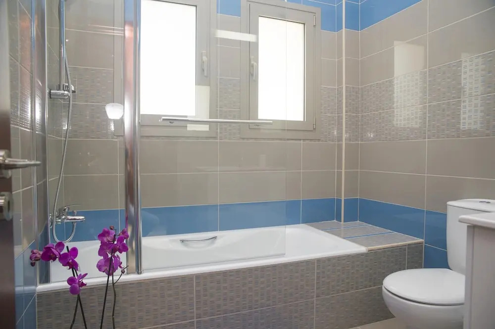 Stunning new Beach Front Villa,1st Line to the Beach, Large Pool, Wonderful Area
