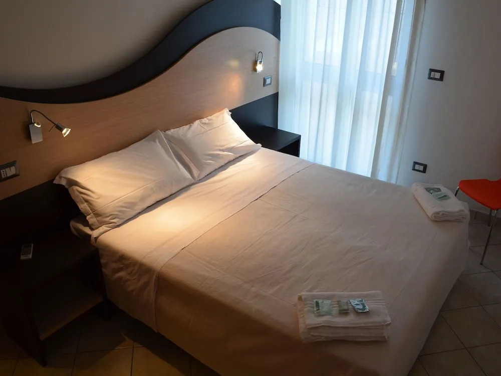 Residence with Wifi and Pool in the Heart of the Po Delta Park, Near the Sea